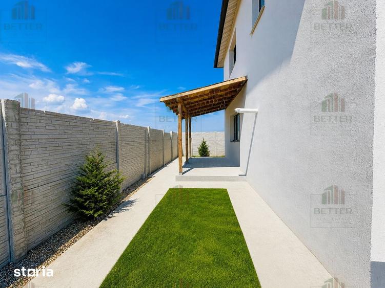 Casă cu 4 camere cu Teren 340 Mp în Vidra