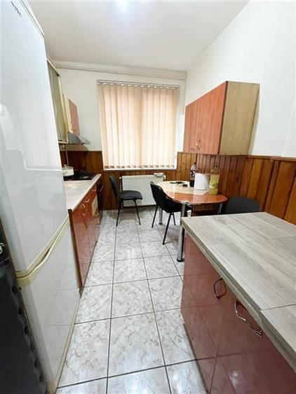 Apartament cu 2 camere decomandat în Centrul Civic