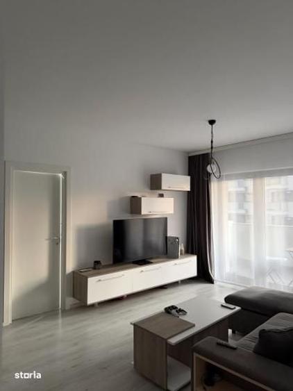 Apartament cu 2 camere semidecomandat în Mihai Bravu