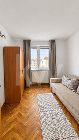Apartament cu 3 camere decomandat, mobilat în Hipodrom 3