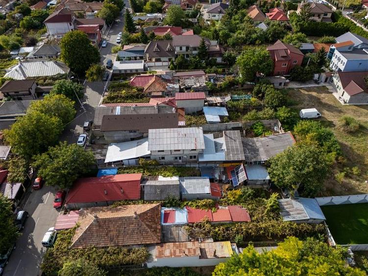 Duplex cu 8 camere cu Teren 414 Mp în Km 4