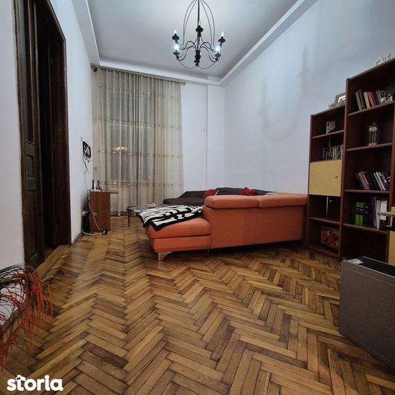 Apartament cu 3 camere în Ultracentral