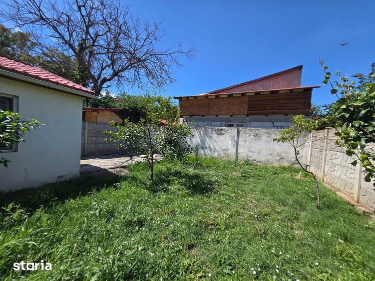 Casă cu 8 camere cu Teren 500 Mp în Elisabetin