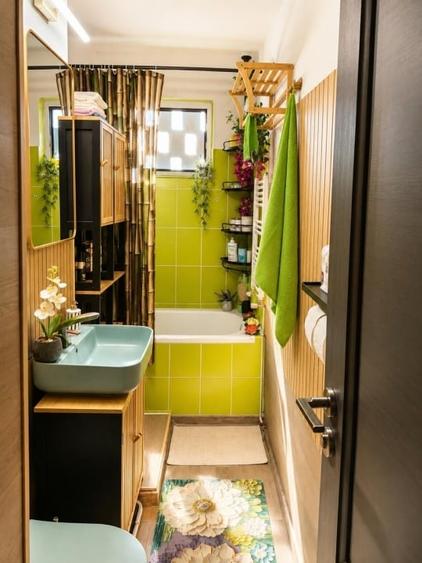Apartament cu 3 camere semidecomandat, mobilat în Tomis Nord
