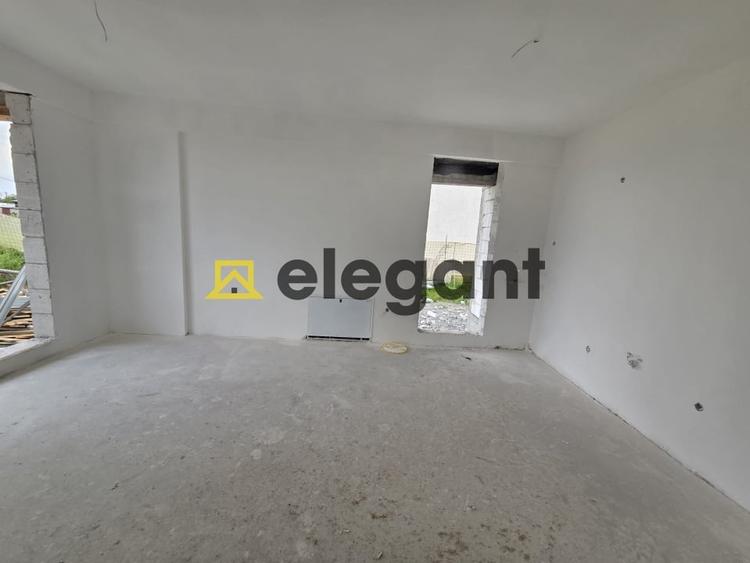 Apartament cu 2 camere semidecomandat în Periferie