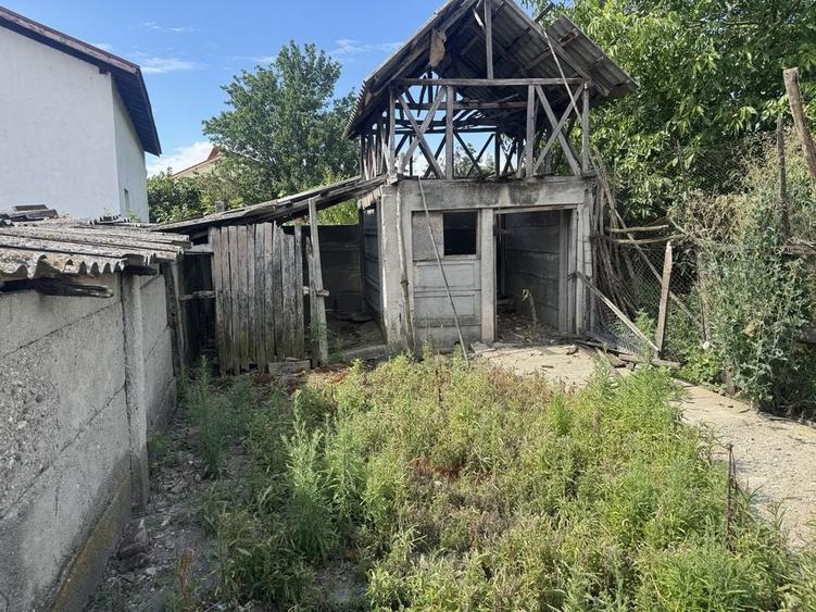 Casă cu 3 camere în Prundeni