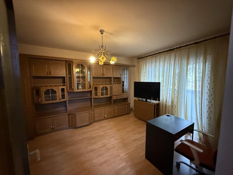 Apartament cu 2 camere decomandat în Gorjului