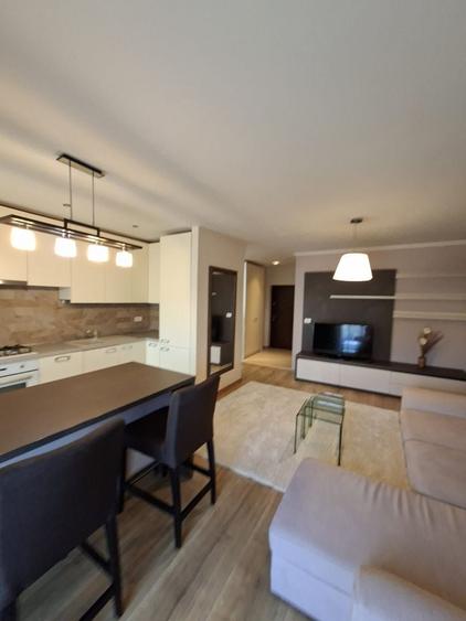 Apartament cu 3 camere decomandat, mobilat în Braytim
