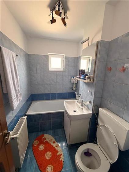 Apartament cu 3 camere decomandat în Șagului