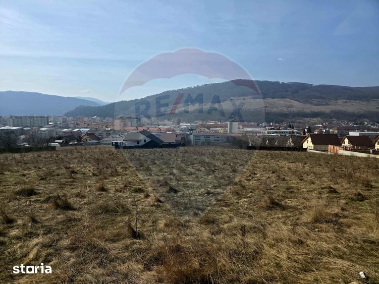Teren de 2606 mp, în Central
