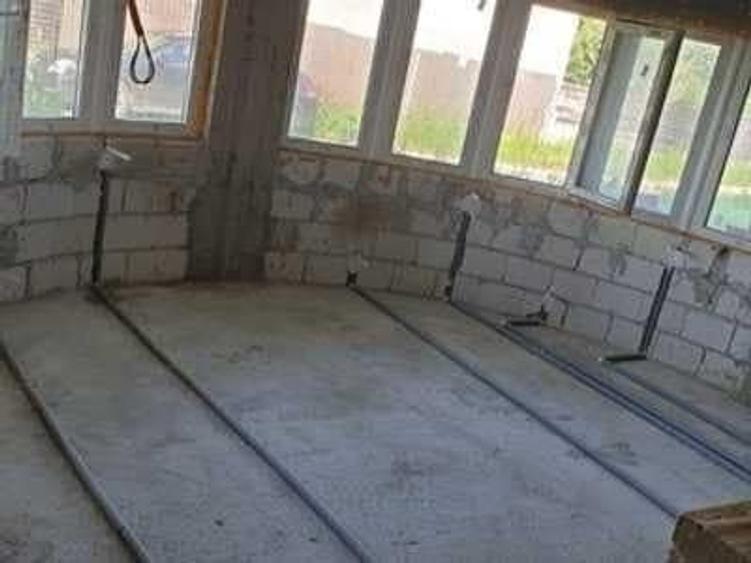 Casă individuală cu 8 camere cu Teren 928 Mp în Țegheș