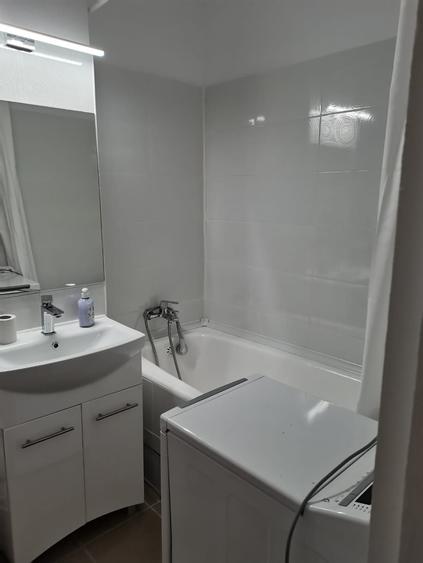 Apartament cu 2 camere decomandat în Drumul Carului