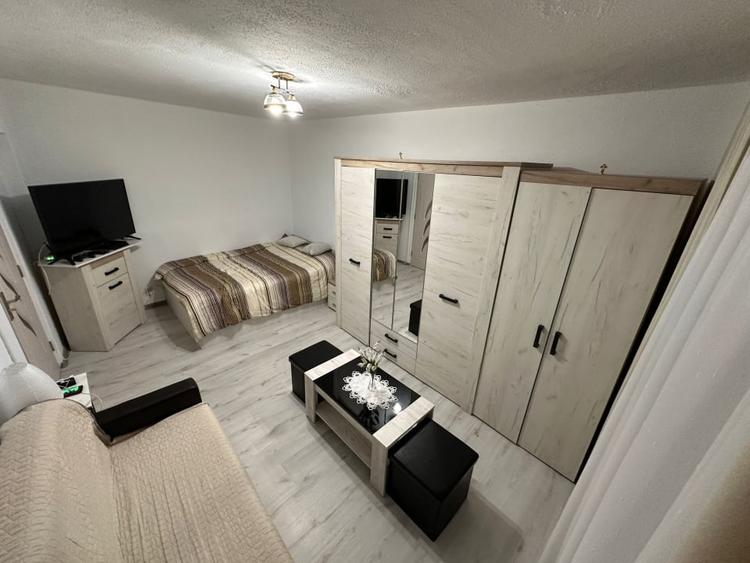 Apartament cu 2 camere decomandat, mobilat în Aiud