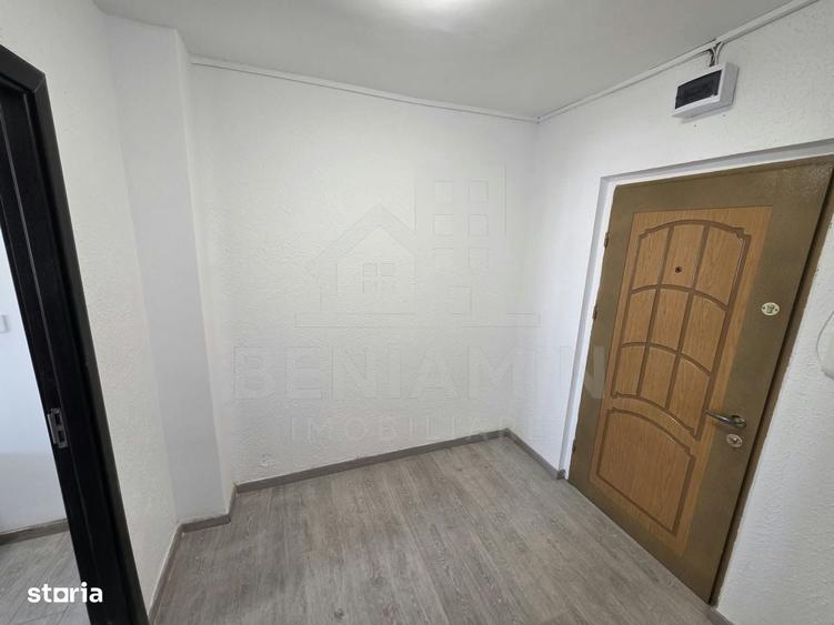 Apartament cu 2 camere semidecomandat în Brazda lui Novac