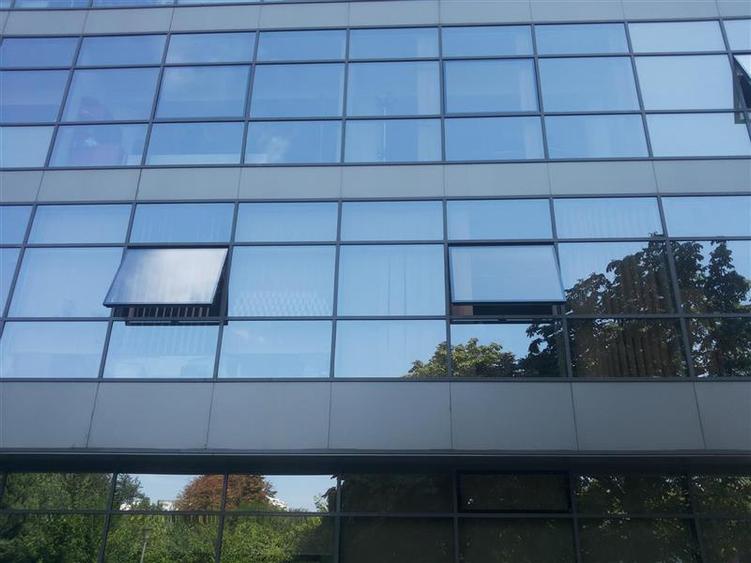 Birou, de 30 mp, în Vitan Mall