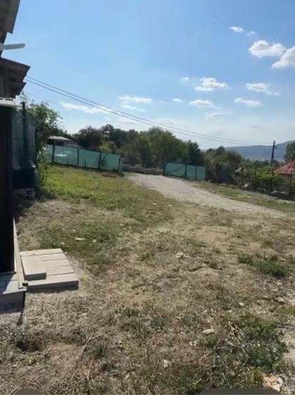 Teren de 700 mp, în Goranu
