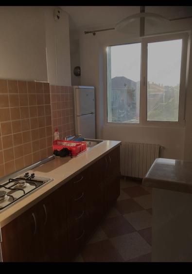 Apartament cu 2 camere decomandat în Complex Studențesc