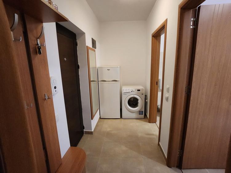 Garsonieră decomandată în Central