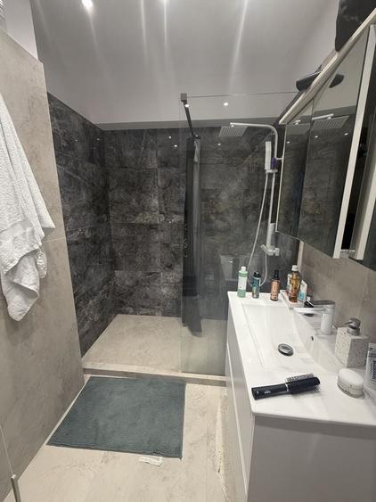Apartament cu 2 camere decomandat în Exterior Vest