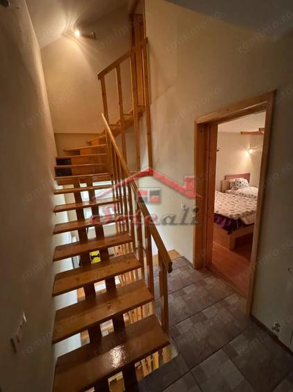 Casă cu Teren 2404 Mp în Cornu
