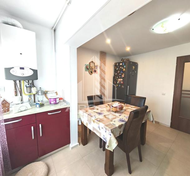 Apartament cu 2 camere decomandat, mobilat în Torontalului