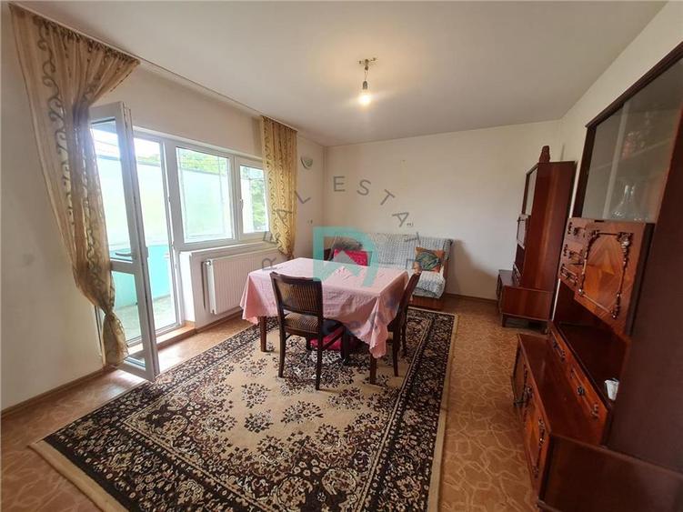 Apartament cu 2 camere decomandat în Noua
