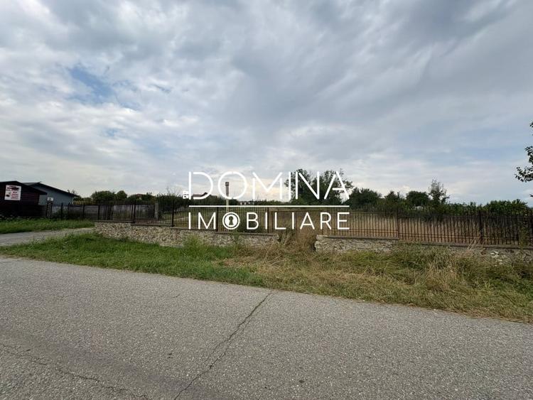Teren Construcții intravilan de 6800 mp, în Câlnic