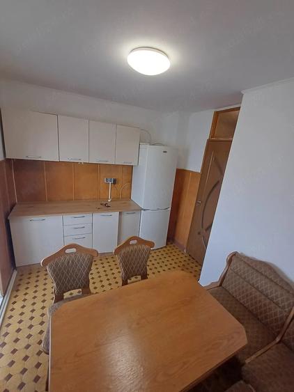 Apartament cu 3 camere decomandat în Nord