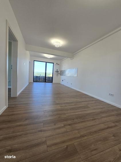 Apartament cu 3 camere decomandat în Baciu
