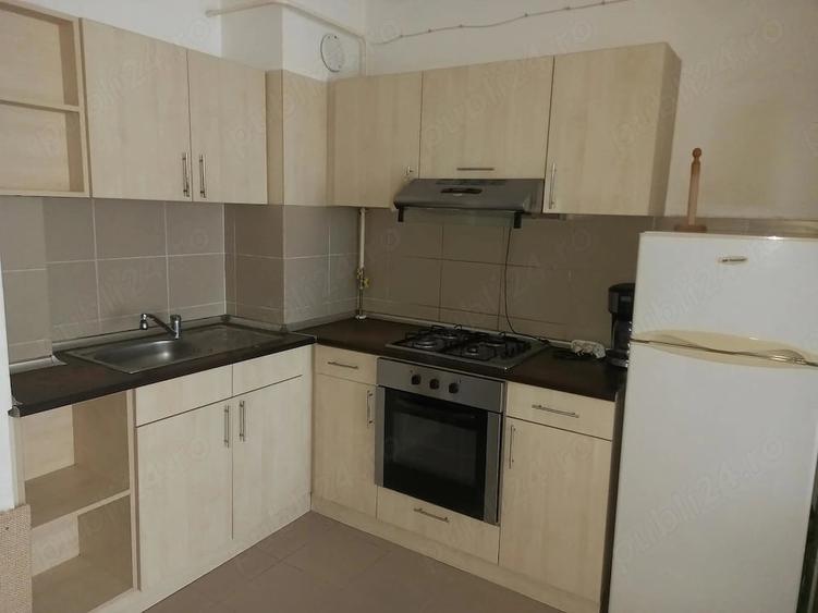 Apartament cu 2 camere decomandat în Tătărași