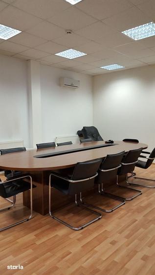 Spațiu comercial, de 1,700 mp, în Nord