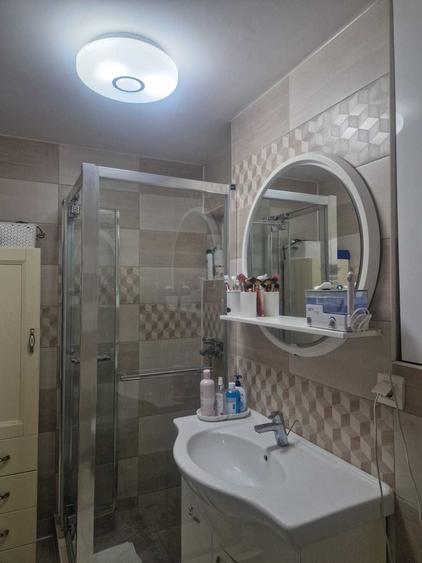 Apartament de vanzare cu 3 camere renovat in Urziceni, Ialomita - 1