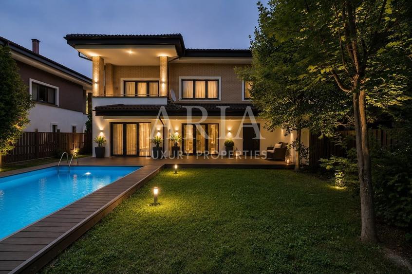 Casă individuală cu 10 camere cu Piscina în Pipera