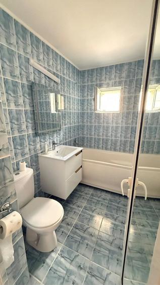 Apartament cu 2 camere decomandat în Nicolina