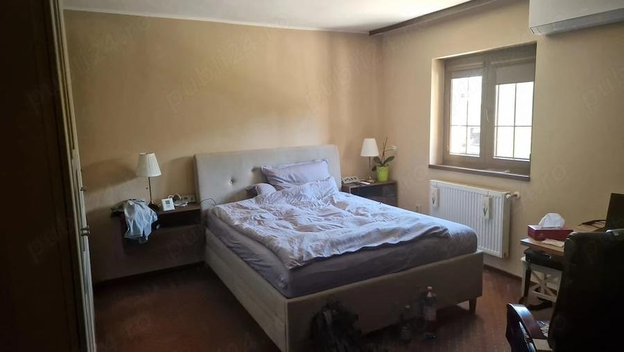 Casă cu Teren 3000 Mp în Mândruloc