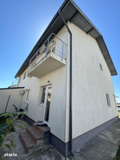 Casă cu 4 camere cu Teren 270 Mp în Central