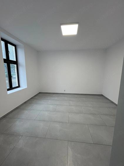 Spațiu comercial, de 20 mp, în Central