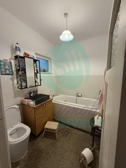 Apartament cu 4 camere circular, mobilat în Calea Călărașilor