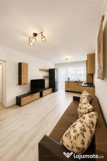 Apartament cu 2 camere decomandat în Sânpetru