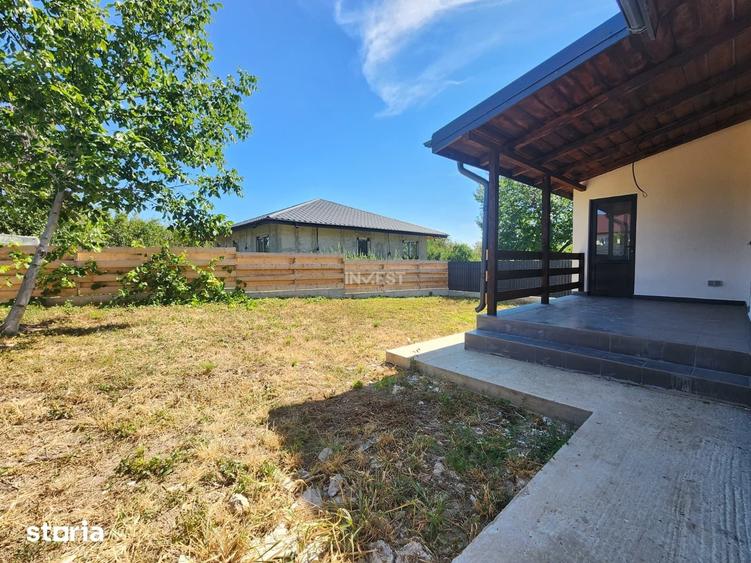 CASA INDIVIDUALA, 3 CAMERE, 400 MP TEREN,CIURBESTI - 1