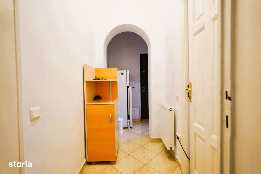 Apartament cu 3 camere în Aviatorilor