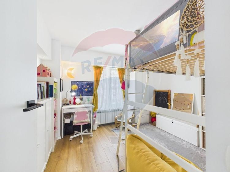 Apartament cu 3 camere decomandat, mobilat în Unirii