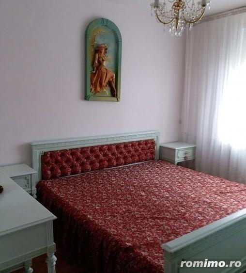 Apartament cu 3 camere decomandat în Dacia