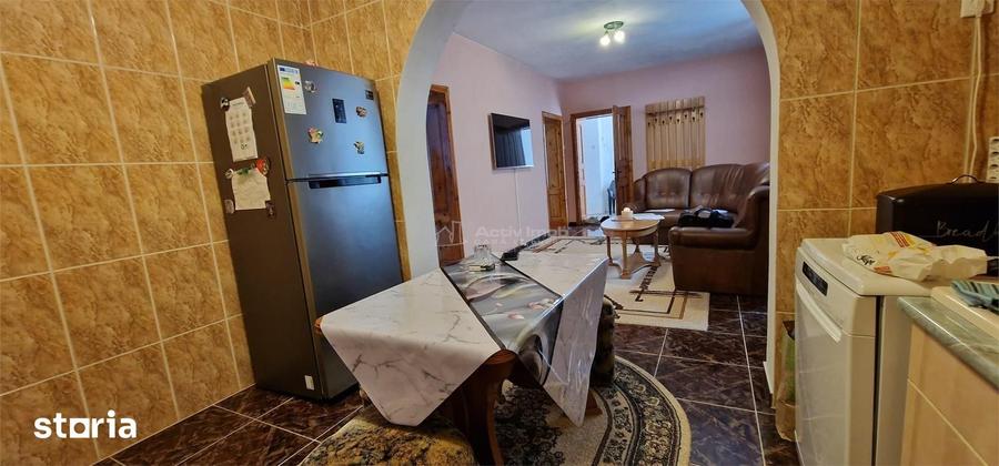 Casă cu 5 camere cu Teren 565 Mp în Central