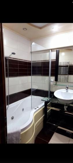 Apartament cu 2 camere decomandat în Barieră