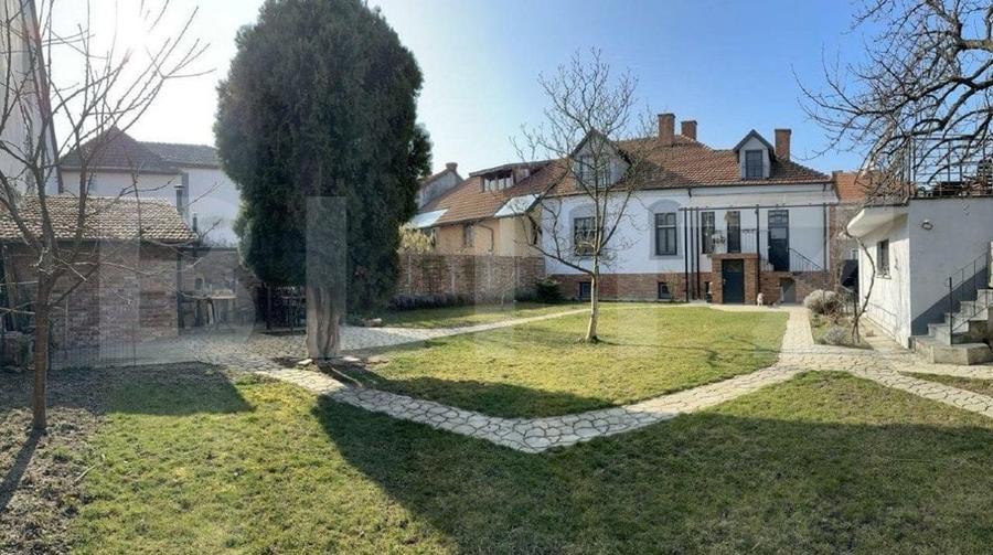 Casă cu 5 camere cu Teren 600 Mp în Elisabetin