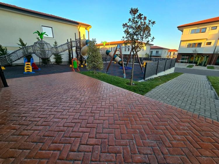 Casă individuală cu 4 camere cu Canalizare în Galata