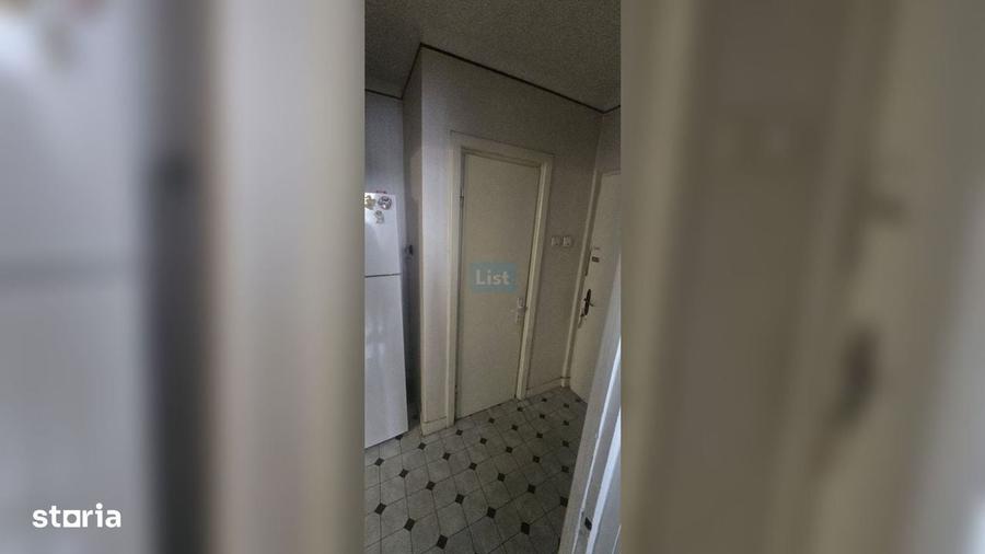 Apartament cu 2 camere semidecomandat în Fundeni