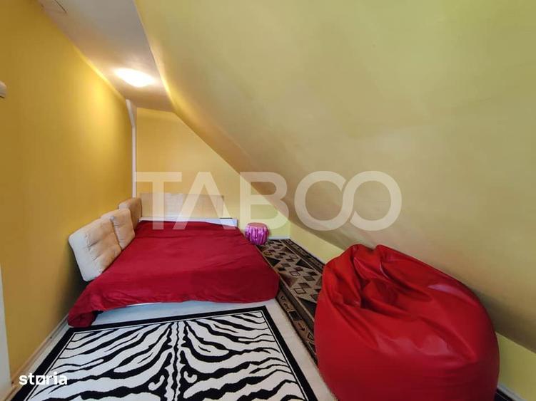 Apartament cu 4 camere decomandat, mobilat în Mihai Viteazul