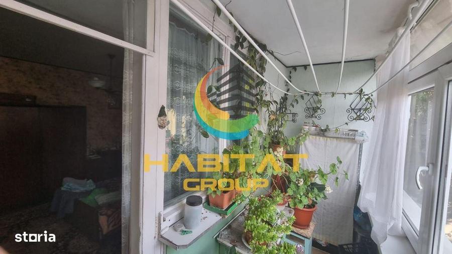 Apartament cu 4 camere decomandat, mobilat în Berceni